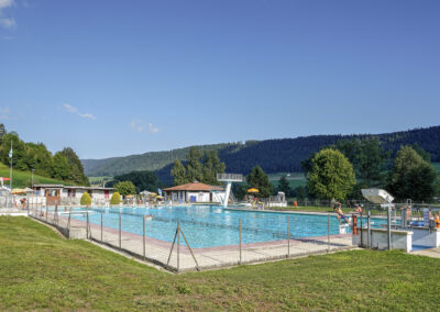 Piscine des Combes Val-de-Travers 2