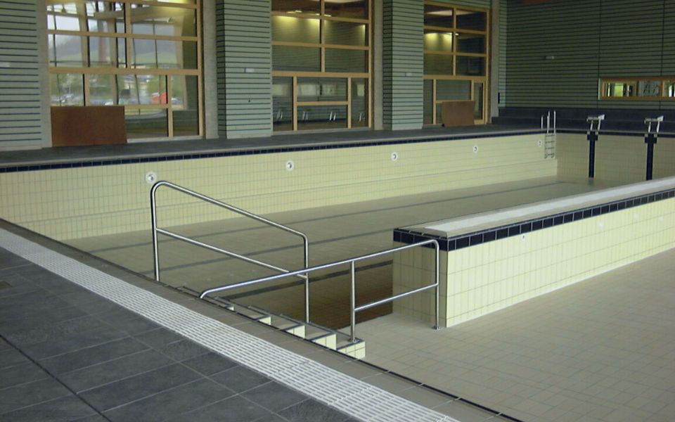 Information – Piscine et wellness fermés